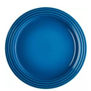 Le Creuset 10.5" dinner plates NEW no tags by Williams Sonoma